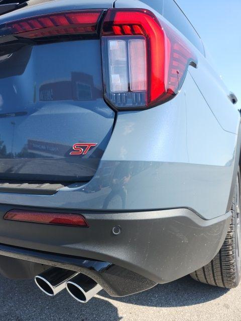 new 2025 Ford Explorer car, priced at $57,355