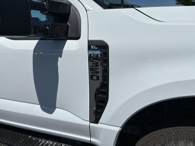 new 2024 Ford F-350 car, priced at $49,795