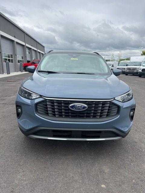 new 2025 Ford Escape car, priced at $31,118