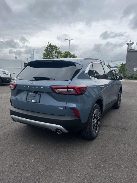 new 2025 Ford Escape car, priced at $31,118
