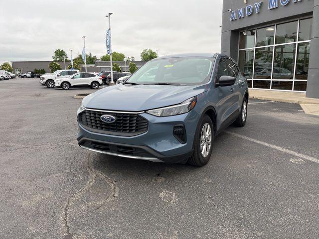 used 2024 Ford Escape car, priced at $25,151