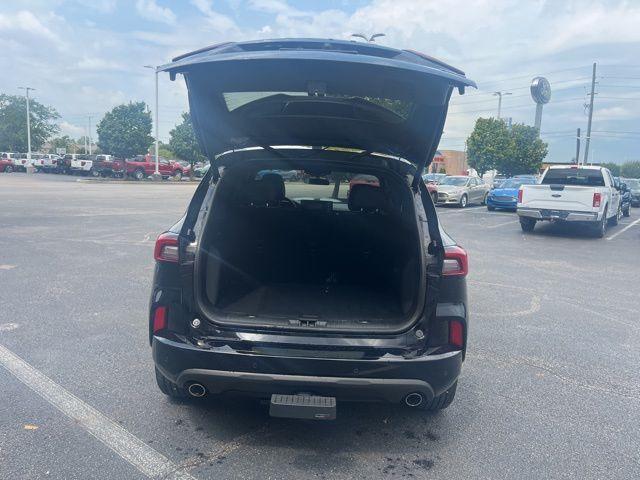 used 2023 Ford Escape car, priced at $28,590