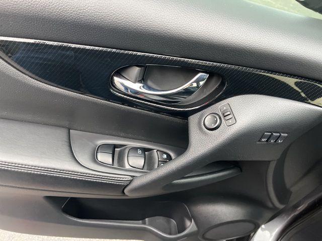 used 2020 Nissan Rogue car, priced at $18,555