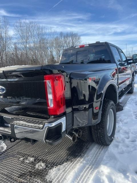 new 2024 Ford F-350 car, priced at $65,420