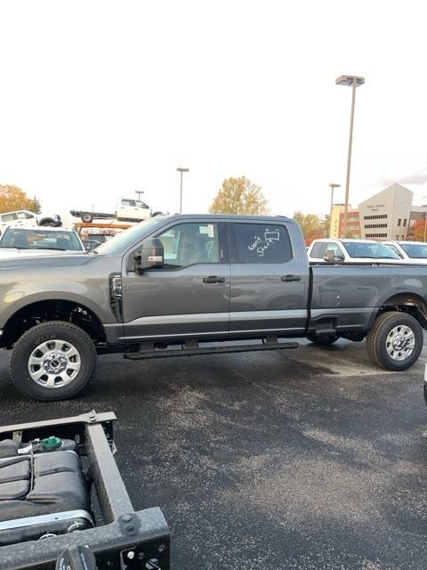 new 2024 Ford F-350 car, priced at $54,970