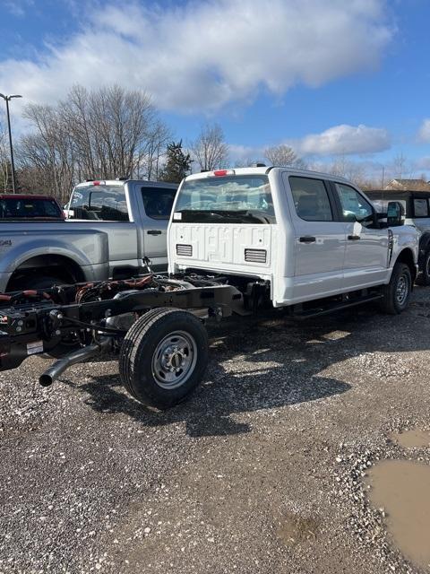 new 2025 Ford F-250 car, priced at $52,595