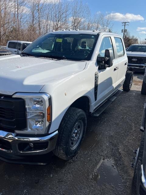 new 2025 Ford F-250 car, priced at $52,595