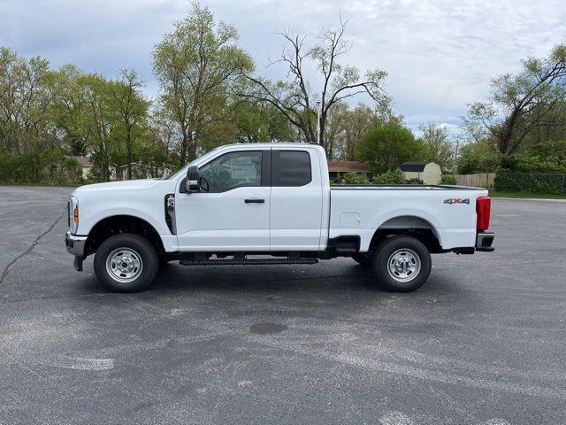 new 2024 Ford F-350 car, priced at $47,107