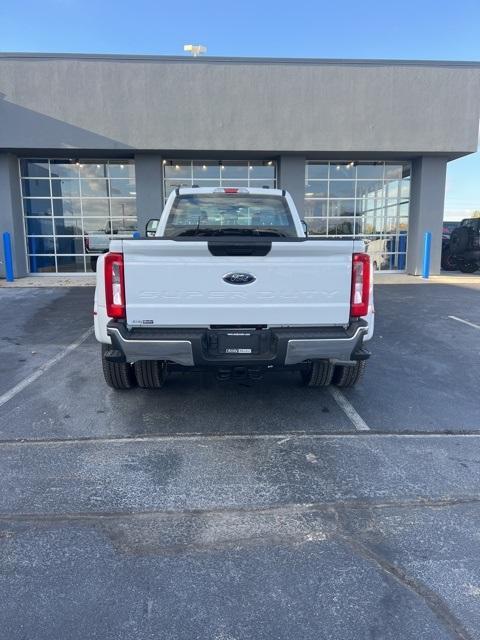 new 2024 Ford F-350 car, priced at $62,080