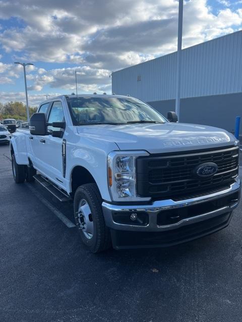 new 2024 Ford F-350 car, priced at $62,080