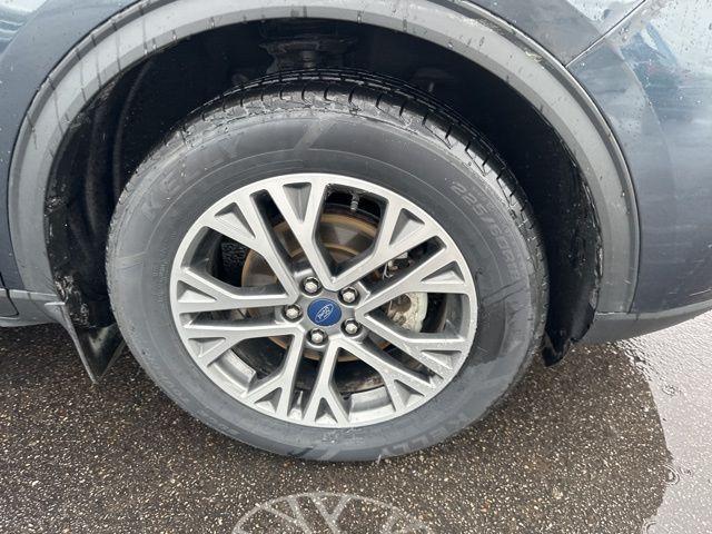 used 2022 Ford Escape car, priced at $22,734