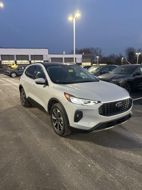 new 2025 Ford Escape car, priced at $36,890