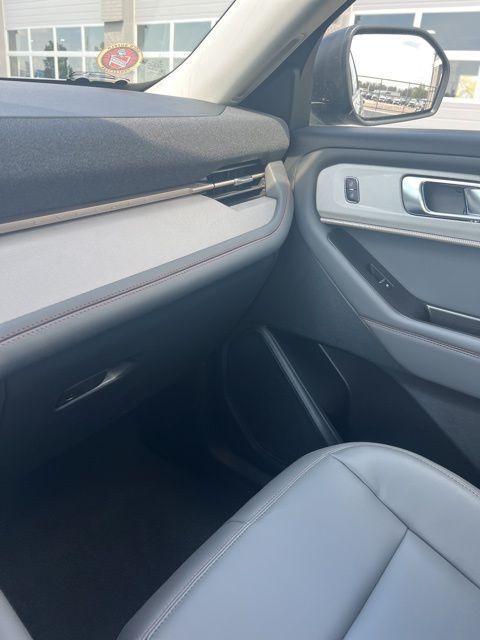 new 2025 Ford Explorer car, priced at $44,483