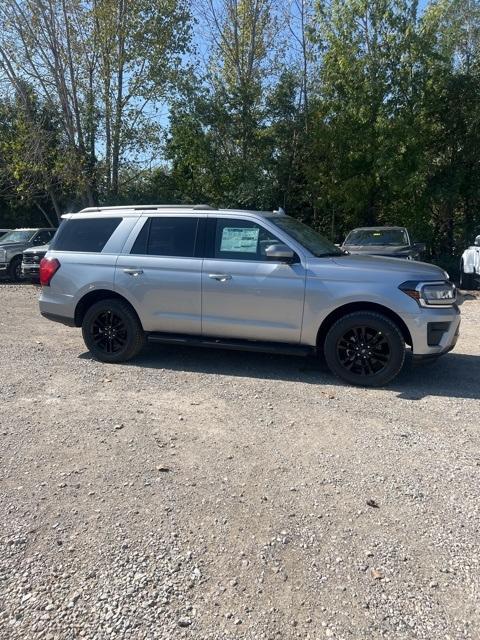 new 2024 Ford Expedition car, priced at $60,891