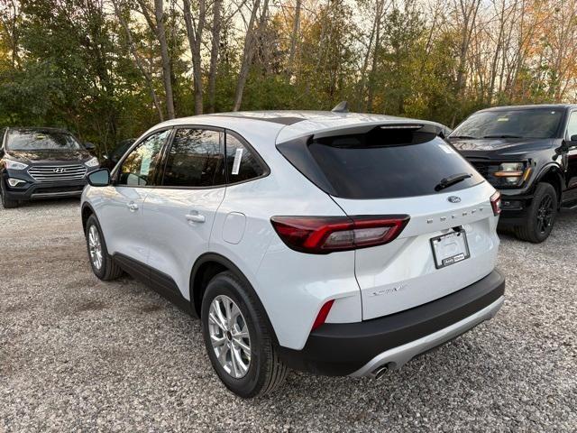 new 2025 Ford Escape car, priced at $25,490