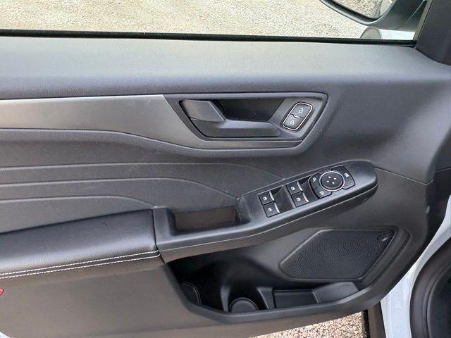 new 2025 Ford Escape car, priced at $24,055