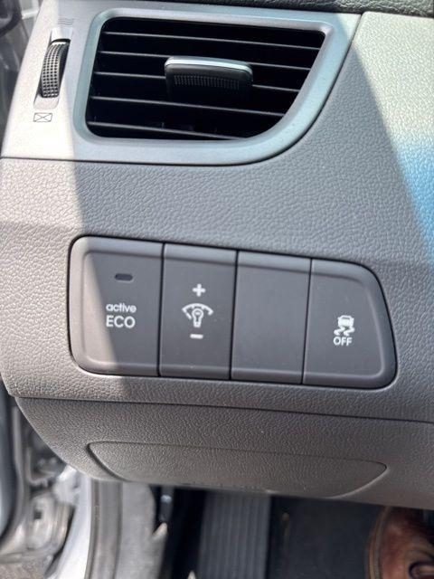used 2016 Hyundai Elantra car