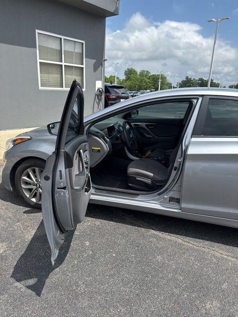 used 2016 Hyundai Elantra car