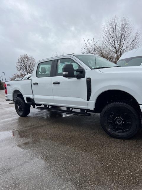 new 2024 Ford F-350 car, priced at $55,940