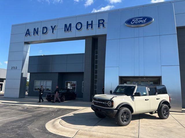 new 2025 Ford Bronco car, priced at $45,185