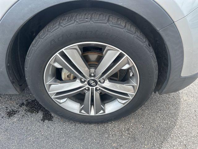 used 2014 Hyundai Santa Fe car, priced at $13,995