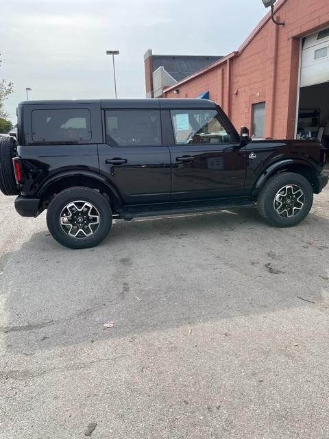 new 2024 Ford Bronco car, priced at $50,122