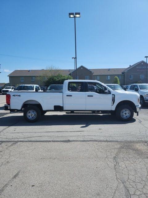 new 2025 Ford F-250 car, priced at $51,520