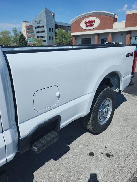 new 2025 Ford F-250 car, priced at $51,520