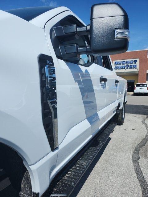 new 2025 Ford F-250 car, priced at $51,520