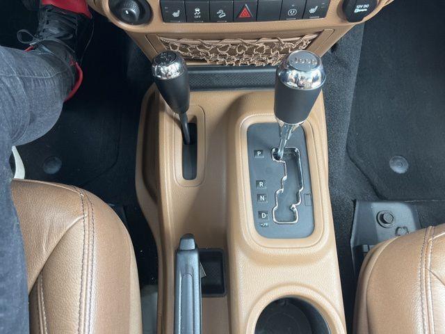 used 2015 Jeep Wrangler Unlimited car, priced at $17,562