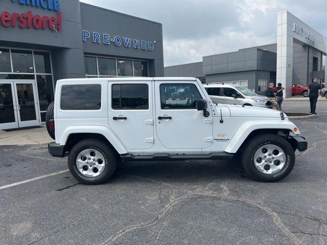 used 2015 Jeep Wrangler Unlimited car, priced at $17,562