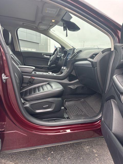 used 2022 Ford Edge car, priced at $25,898