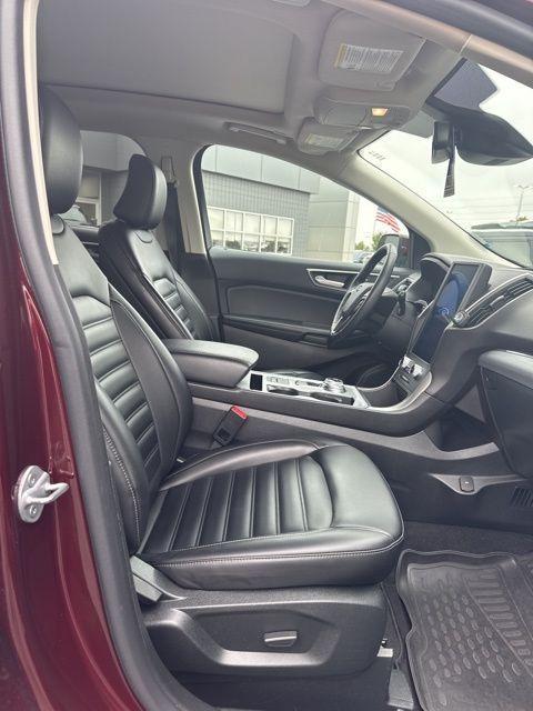 used 2022 Ford Edge car, priced at $25,898