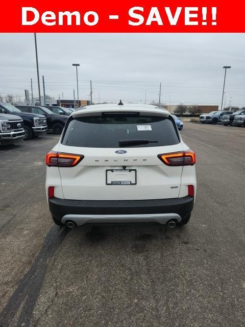 new 2025 Ford Escape car, priced at $39,220