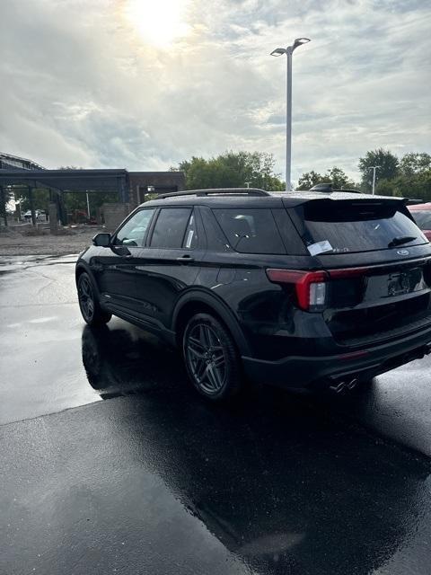 new 2025 Ford Explorer car, priced at $55,600