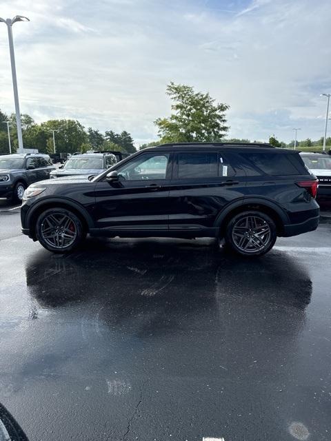 new 2025 Ford Explorer car, priced at $55,600