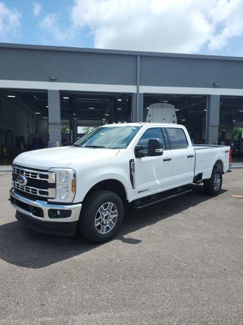 new 2025 Ford F-350 car, priced at $68,340