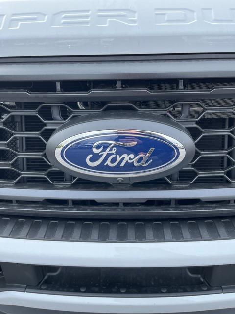 new 2024 Ford F-250 car, priced at $50,384