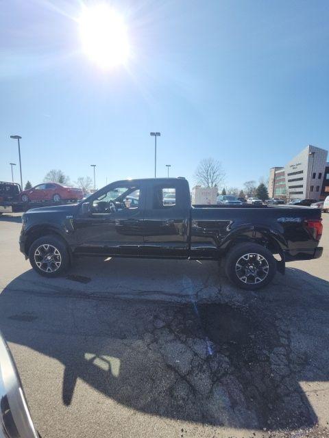 new 2025 Ford F-150 car, priced at $44,071