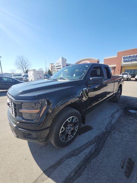 new 2025 Ford F-150 car, priced at $44,071