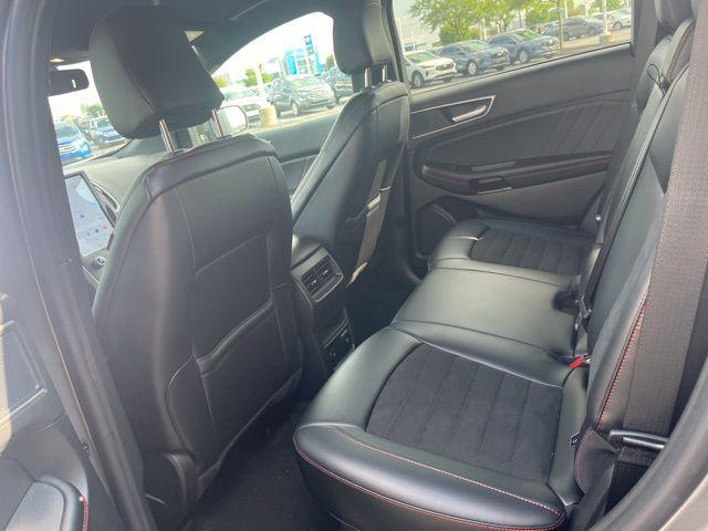 used 2024 Ford Edge car, priced at $36,995