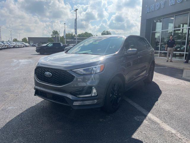 used 2024 Ford Edge car, priced at $36,995