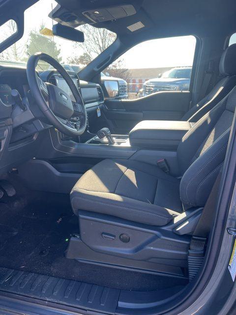 new 2024 Ford F-150 car, priced at $52,762