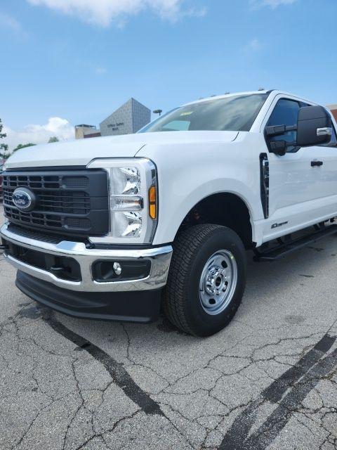 new 2025 Ford F-350 car, priced at $68,185