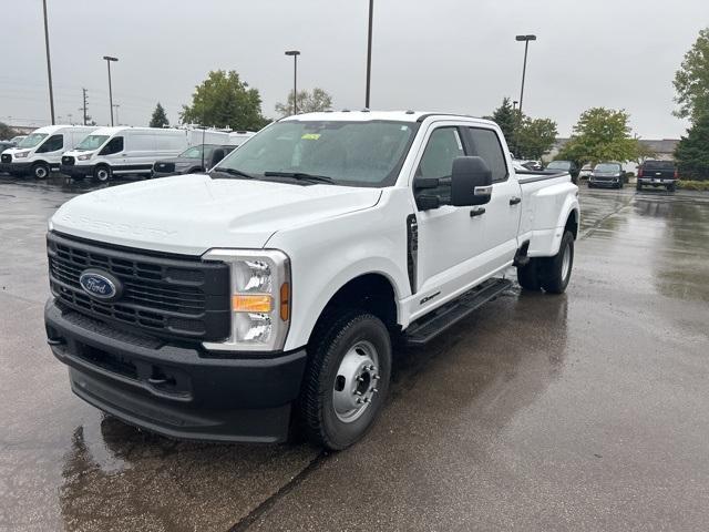 new 2024 Ford F-350 car, priced at $60,734