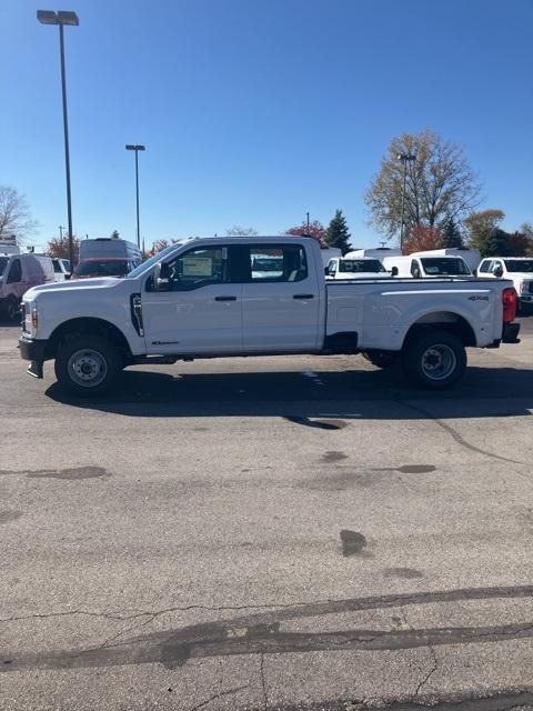 new 2024 Ford F-350 car, priced at $62,240