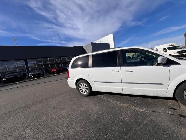 used 2014 Chrysler Town & Country car, priced at $6,769