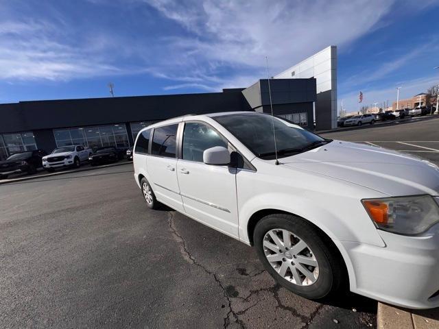 used 2014 Chrysler Town & Country car, priced at $6,769