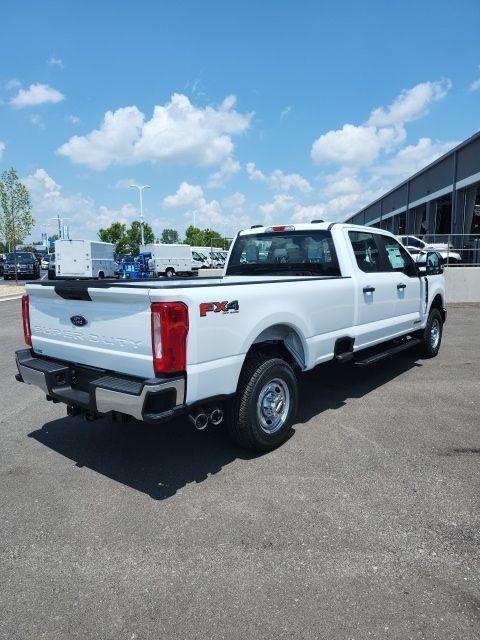 new 2025 Ford F-350 car, priced at $64,865
