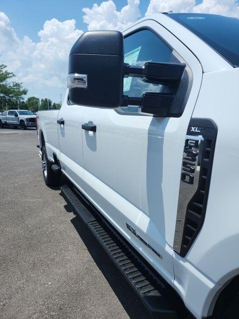 new 2025 Ford F-350 car, priced at $64,865